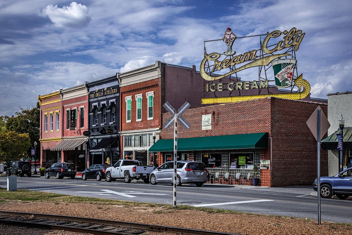 cream-city-ice-cream-cookeville